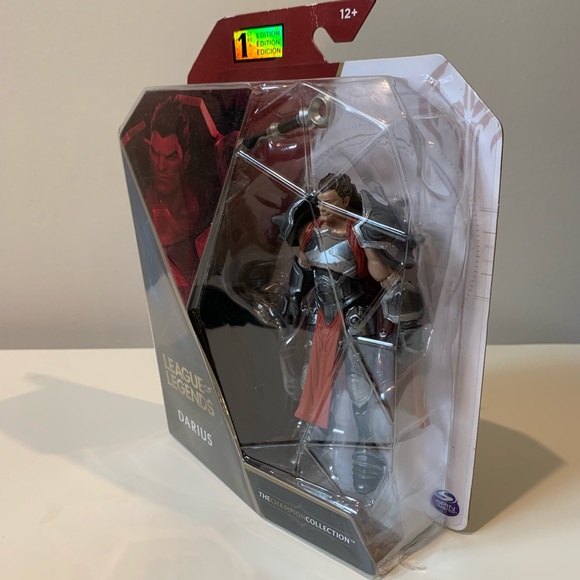 League of Legends Darius collectible figure - Picture 2 of 4